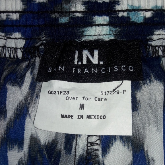 NWOT Abstract Shorts - Picture 3 of 4